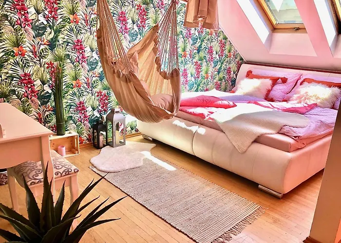 Duplex With Quite Terrace On Wenceslas Sq. براغ