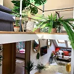 Duplex With Quite Terrace On Wenceslas Sq. Apartman *