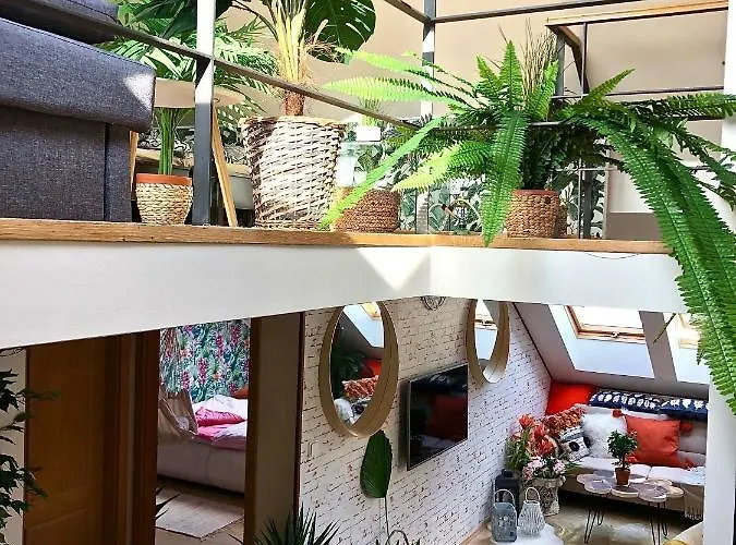 Duplex With Quite Terrace On Wenceslas Sq. Daire *