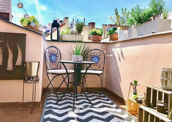 Daire Duplex With Quite Terrace On Wenceslas Sq.