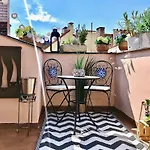 Duplex With Quite Terrace On Wenceslas Sq. Praga